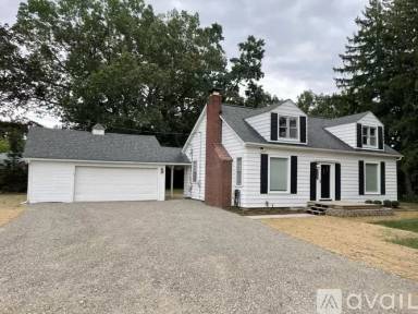 Main picture of 8950 31 Mile Rd