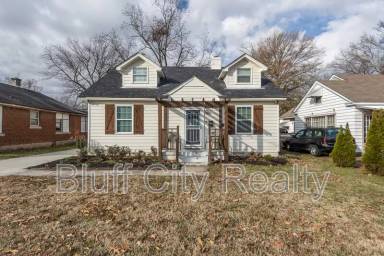 Main picture of 657 N Hollywood St