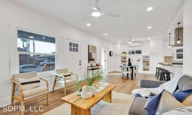 Main picture of 4615 Mississippi St