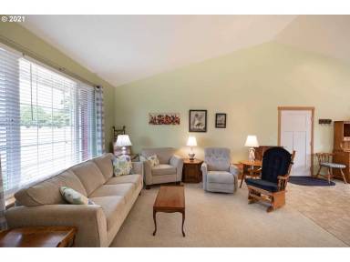 Main picture of 547 Avocet Ave