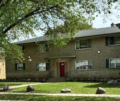 Main picture of 5420 N 83rd St