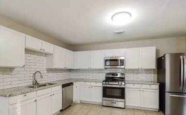 Main picture of 10418 Briar Patch St