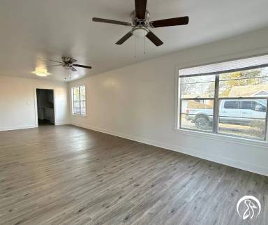 Main picture of 717 N 6th St