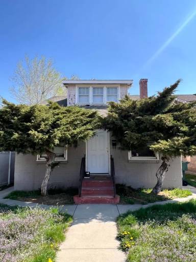 Main picture of 334 S 5th Ave