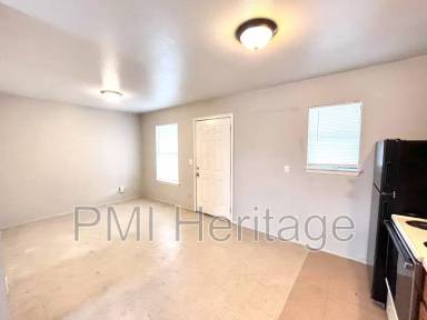 Main picture of 813 E Huntsville Ave