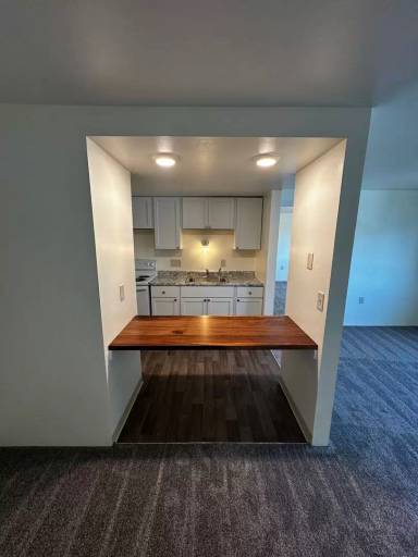 Main picture of 219 Whitestown Vlg