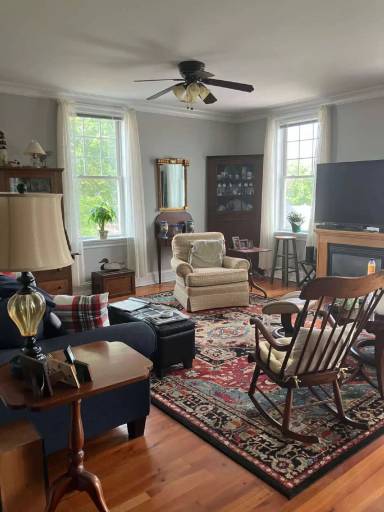 Main picture of 36 West Ave