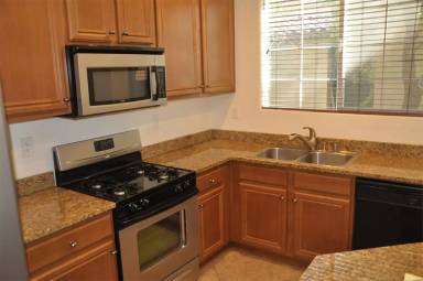 Main picture of 475 Westminster Hall Ave
