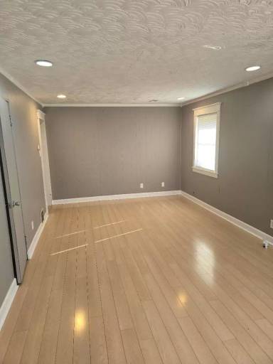 Main picture of 2737 W 12th Ave