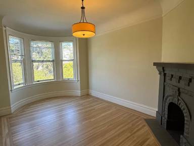 Main picture of 125-9 Fair Oaks - 5