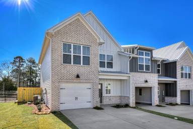 Main picture of 601 Outlook Dr