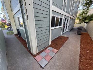 Main picture of 705 O St