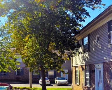 Main picture of 644 Lakeside Dr