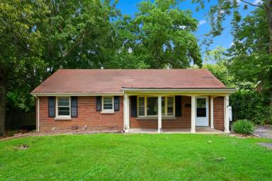 Main picture of 141 Zandale Dr