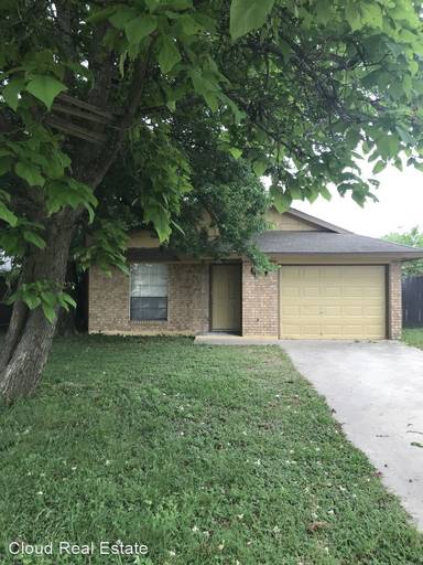 Main picture of 2210 Carousel Dr