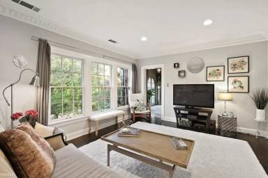 Main picture of 4018 Prescott Ave