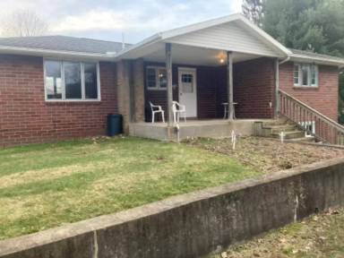 Main picture of 7935 Ravenna Ave SE