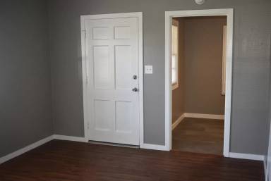 Main picture of 5207 Gordon Dr