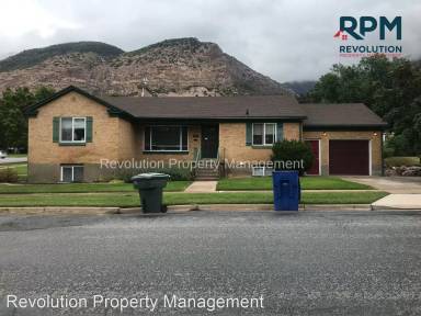 Main picture of 2606 Fillmore Ave