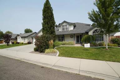 Main picture of 1820 W Sonoma Dr