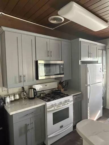 Main picture of 1251 Prospect Ave