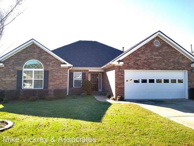 Main picture of 714 Wickham Dr