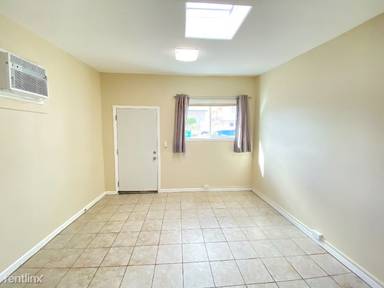 Main picture of 937 Coolidge St