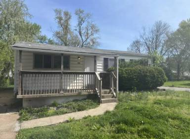 Main picture of 1201 Baron Ave