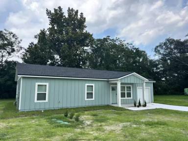 Main picture of 2241 Parkin Rd