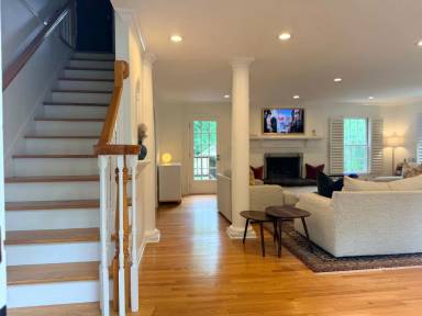 Main picture of 1208 Nottingham Dr