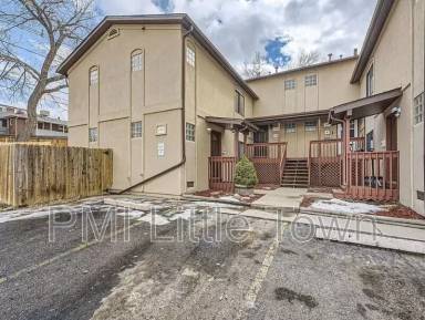 Main picture of 256 W Jefferson Ave