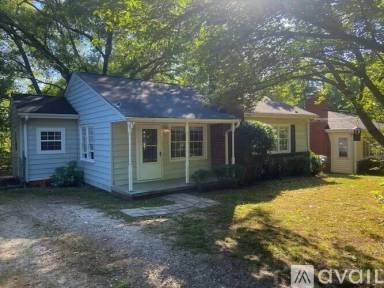 Main picture of 4 Elletson Dr