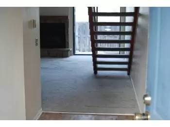 Main picture of 396 S Memphis Way