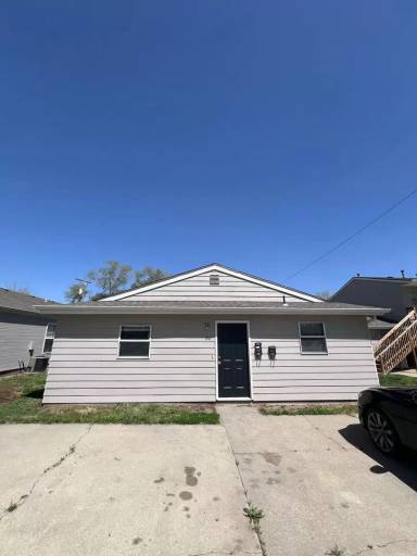 Main picture of 218 W Home St