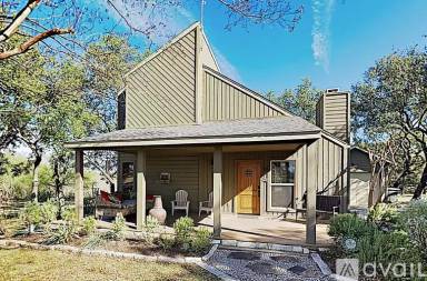 Main picture of 424 Bedford Dr