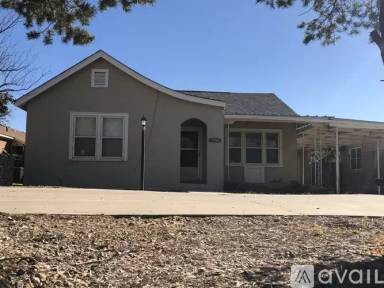 Main picture of 1306 Highland Rd