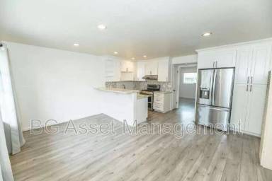 Main picture of 1529 Alcatraz Ave