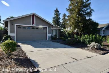 Main picture of 5410 Lakespring Dr