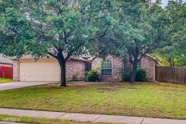 Main picture of 932 Santa Fe Dr