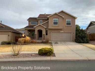 Main picture of 6824 Amber Ridge Dr