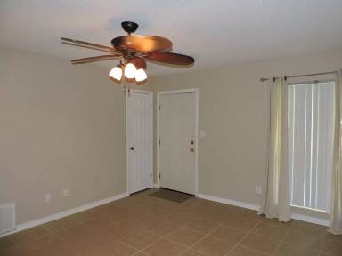 Main picture of 1020 Sagebrush Trl