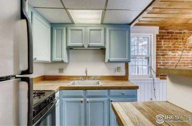 Main picture of 919 Spruce St