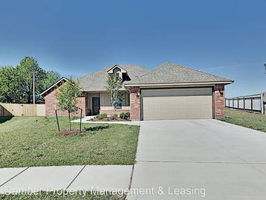 Main picture of 400 Charles Ct