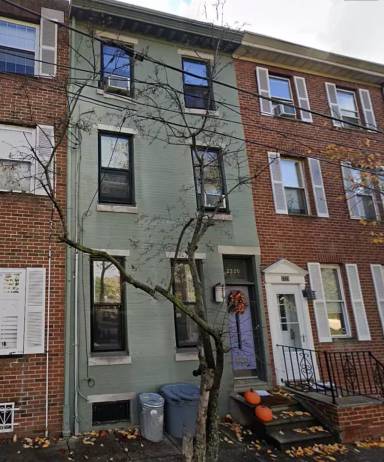 Main picture of 2220 Summer St