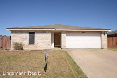 Main picture of 3607 Northcrest Dr