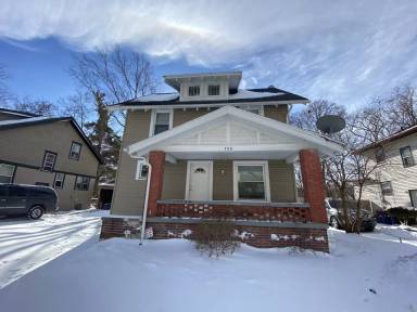 Main picture of 708 Watkins St SE