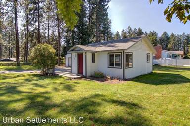 Main picture of 1706 S Pierce Rd