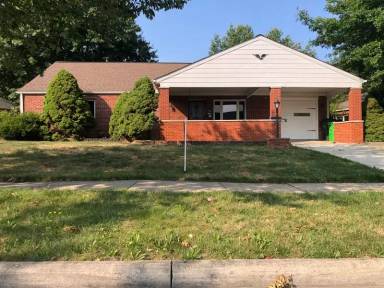 Main picture of 600 Willow Dr