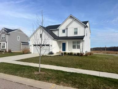 Main picture of 1894 Nightingale Dr