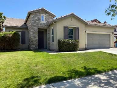 Main picture of 530 Squash Creek Ln